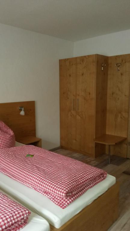Gaestehaus Engelhard Pension Karbach  Eksteriør billede